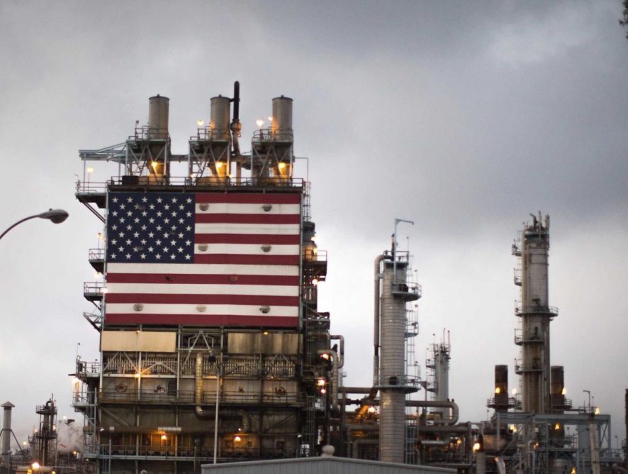 Нефтедобыча в США катастрофически снижается: обзор отрасли