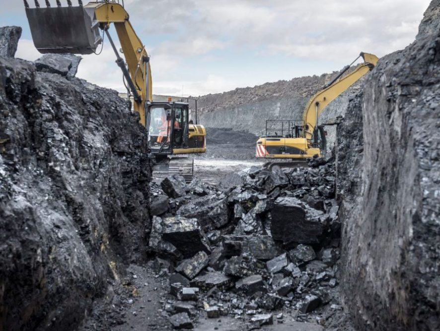Объем добычи угля в России в 2021 году снизится по сравнению с 2020